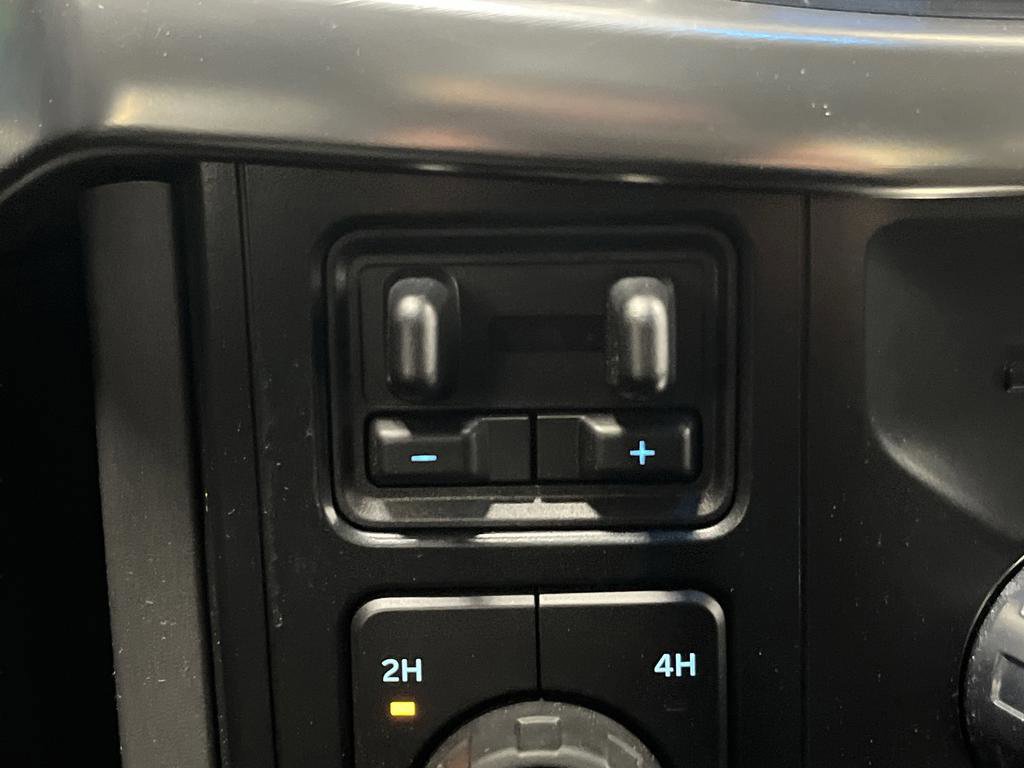 Certified 2022 Ford F150 Lariat w/ Equipment Group 501A Mid image 29