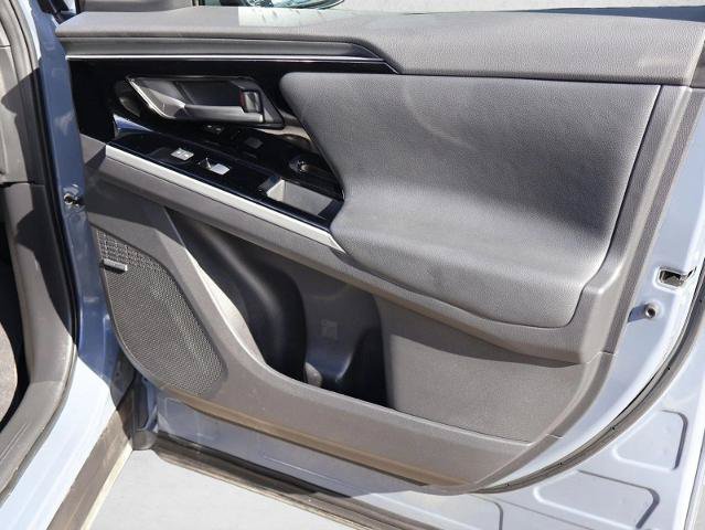 Used 2024 Subaru Solterra AWD/4WD image 25