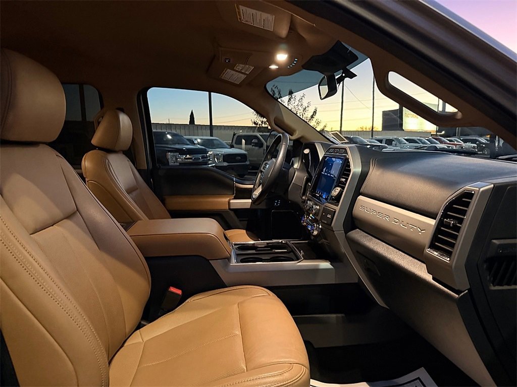 Certified 2022 Ford F250 Lariat w/ Lariat Ultimate Package image 13