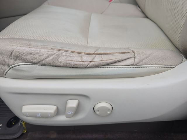 Used 2018 Lexus GX 460 Premium w/ Premium Package image 13