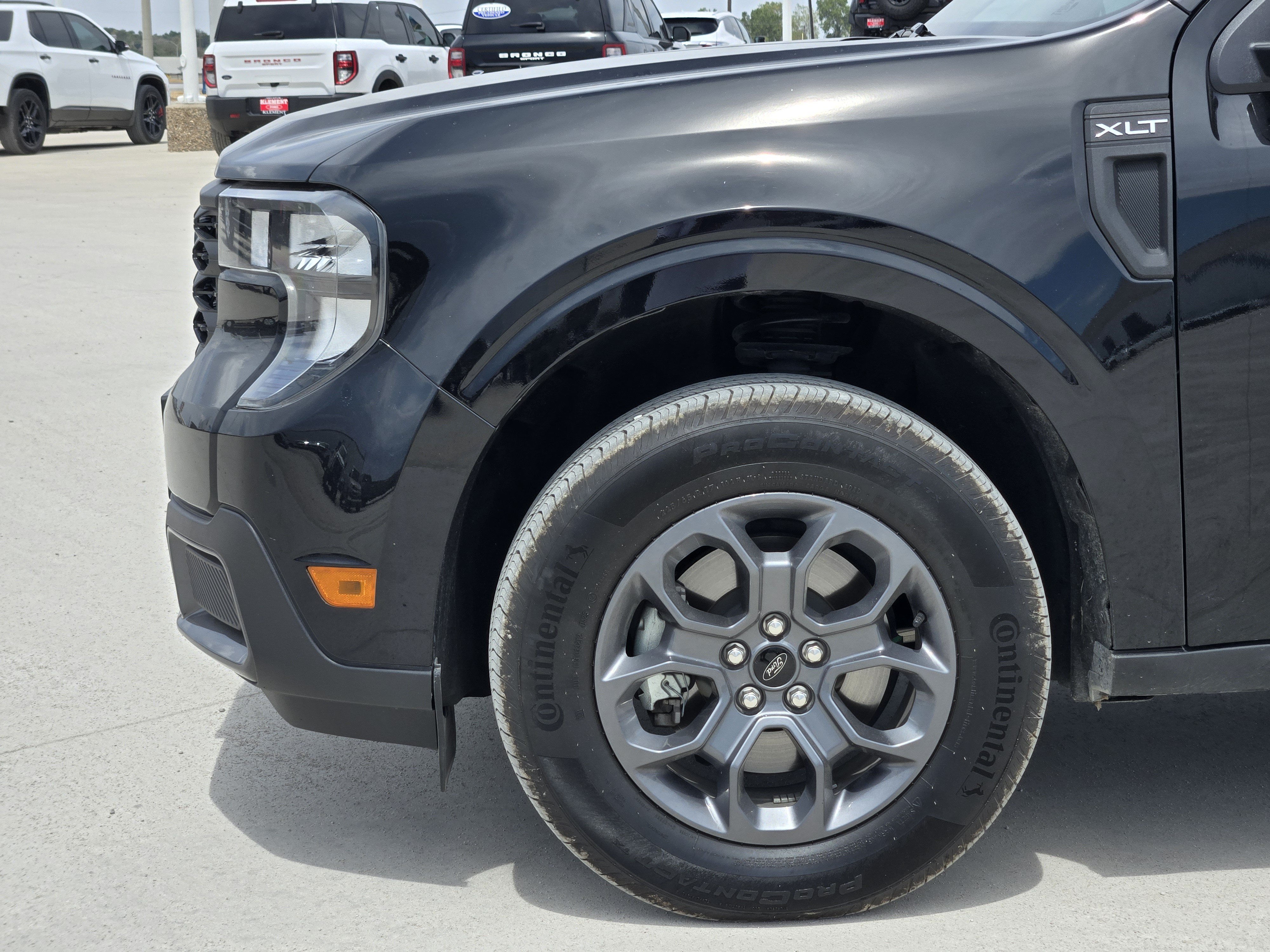 Certified 2025 Ford Maverick XLT FWD image 8