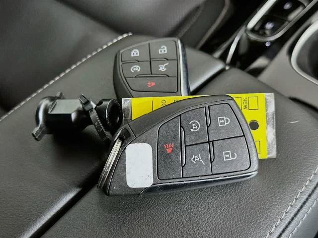 Used 2023 Buick Envision Essence FWD image 22