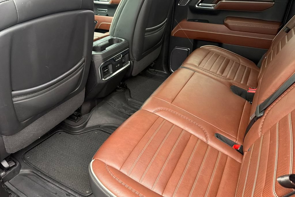 Used 2023 GMC Sierra 1500 Denali Ultimate AWD/4WD image 9