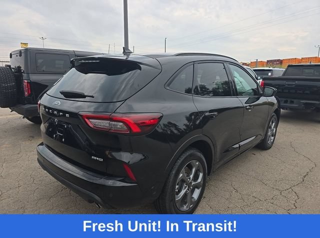 Certified 2024 Ford Escape ST-Line Select w/ Tech Pack #1 AWD/4WD image 2