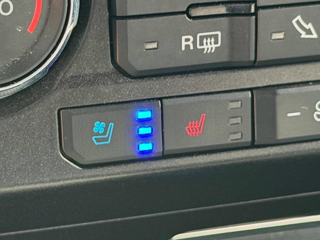 Certified 2020 Ford F250 Lariat AWD/4WD image 4