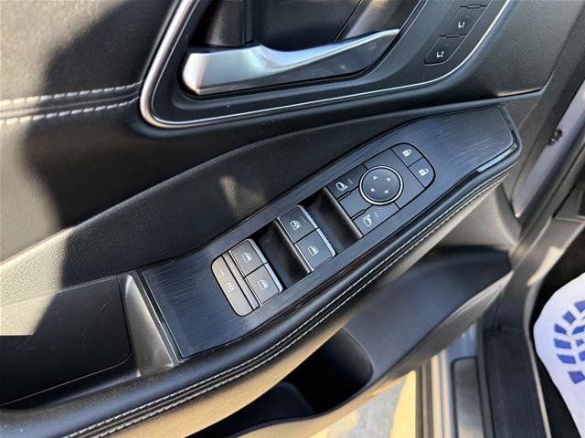 Used 2021 Nissan Rogue Platinum AWD/4WD image 12
