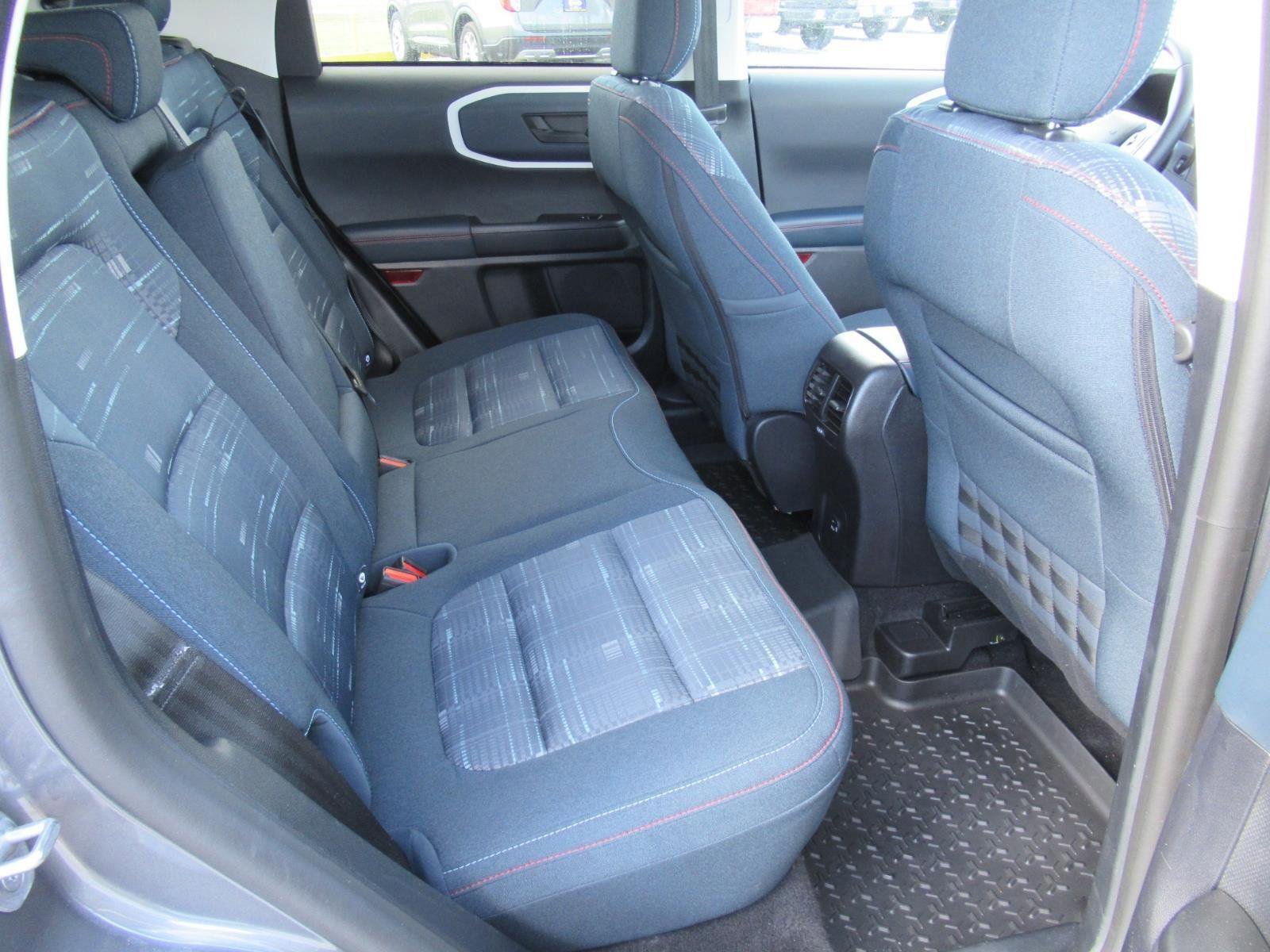 Certified 2024 Ford Bronco Sport Heritage w/ Heritage Convenience Package image 33