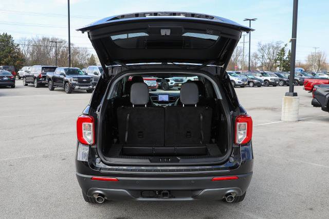 Certified 2023 Ford Explorer XLT w/ Equipment Group 202A image 14
