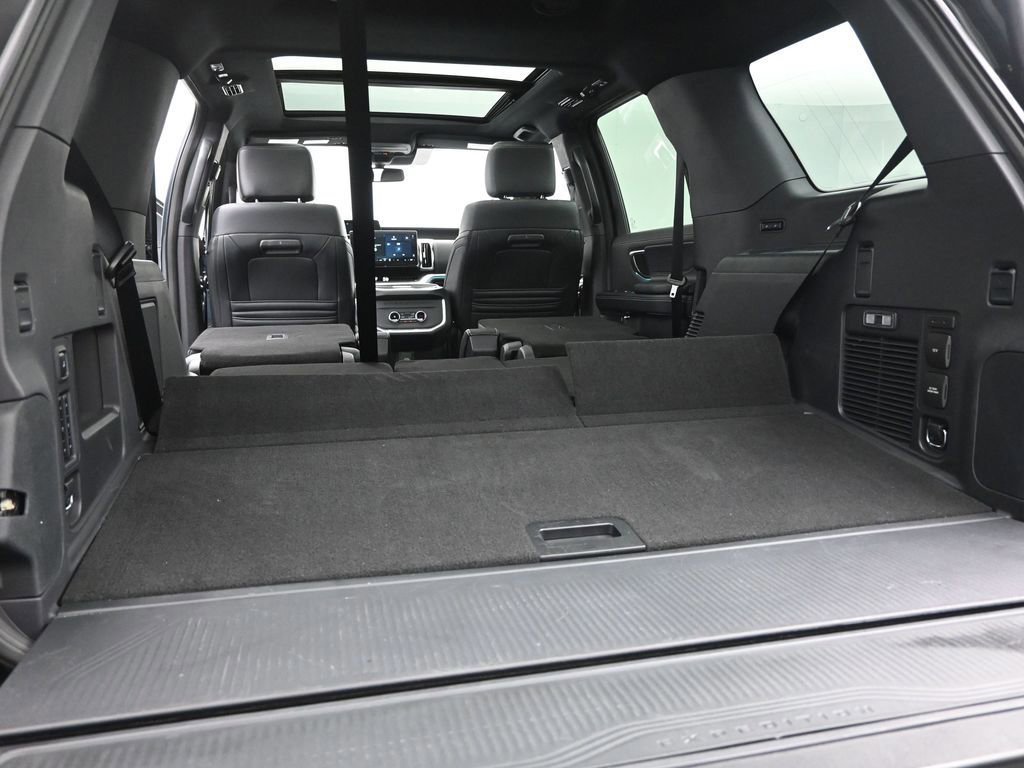 Certified 2025 Ford Expedition Platinum w/ Stealth Appearance Package image 53