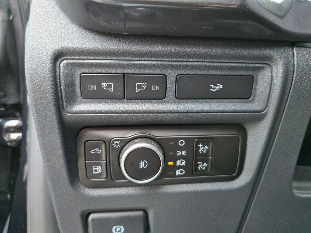 Certified 2023 Ford F150 XLT w/ Equipment Group 302A High AWD/4WD image 18