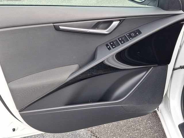 Used 2023 Kia Niro EX FWD image 16