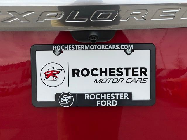 Certified 2020 Ford Explorer Platinum w/ Premium Technology Package AWD/4WD image 44