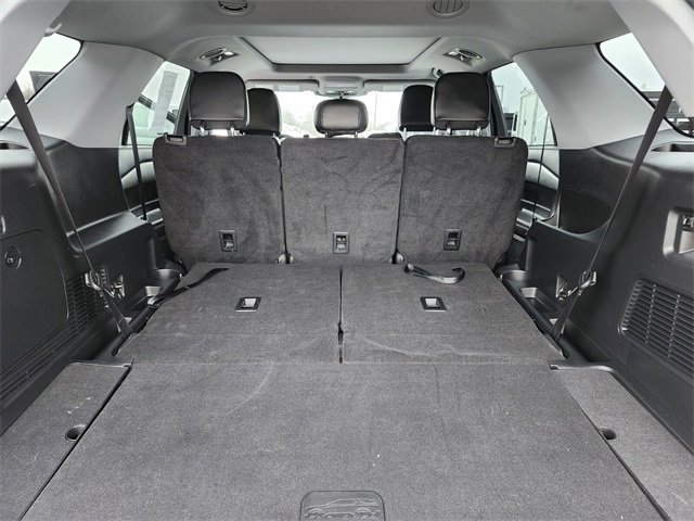 Certified 2022 Ford Explorer XLT w/ Equipment Group 202A image 33