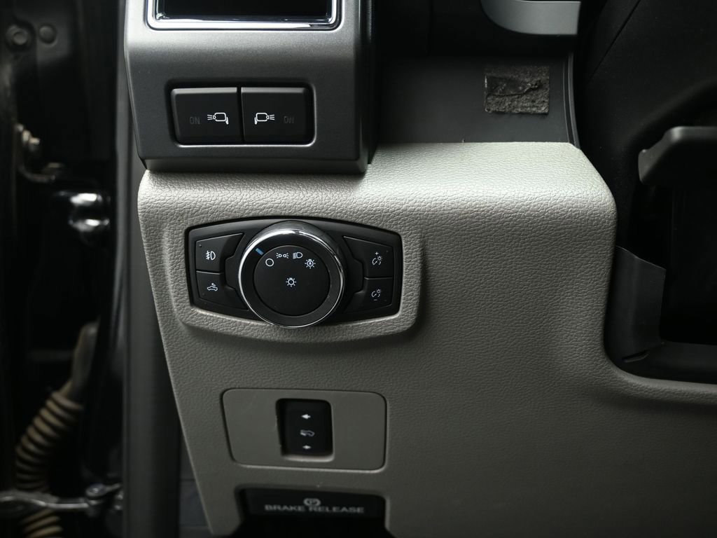 Certified 2021 Ford F250 XLT w/ XLT Premium Package image 37