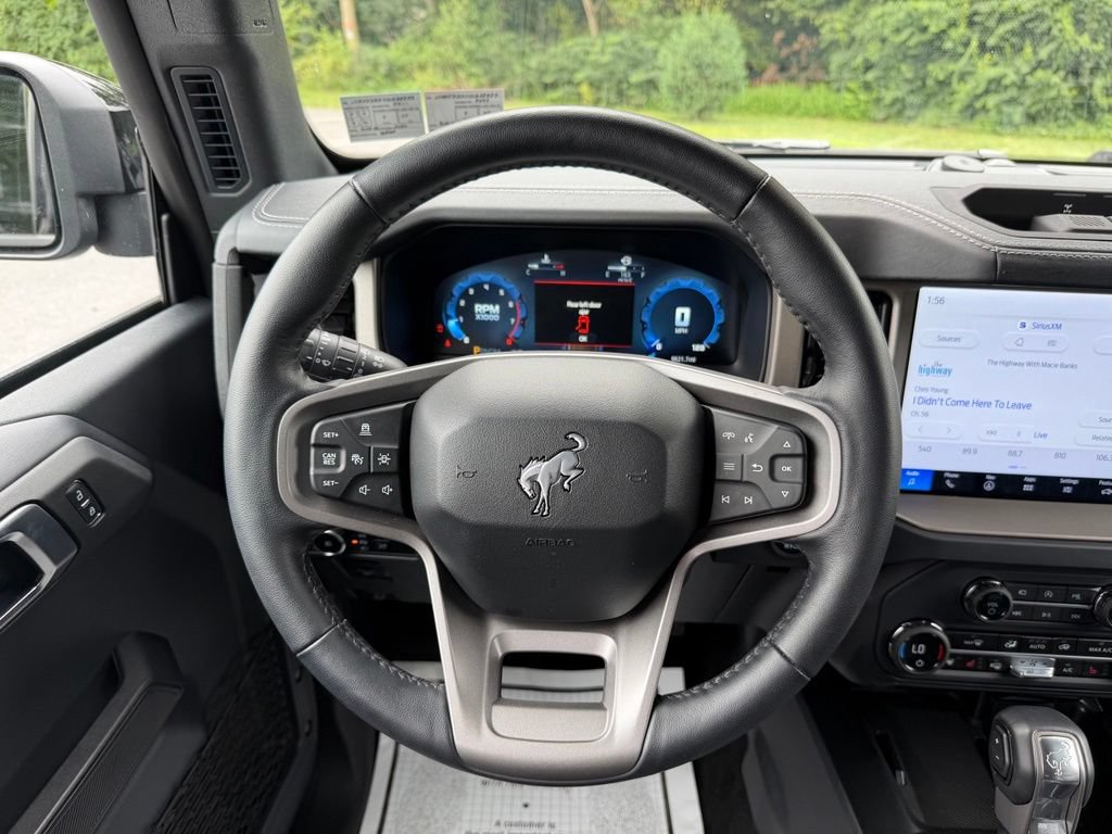Certified 2025 Ford Bronco Outer Banks w/ Sasquatch Package AWD/4WD image 16