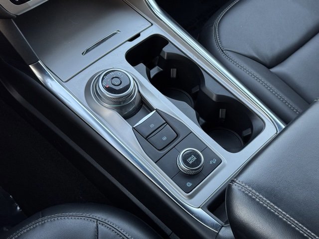 Certified 2022 Ford Explorer XLT w/ Equipment Group 202A image 22