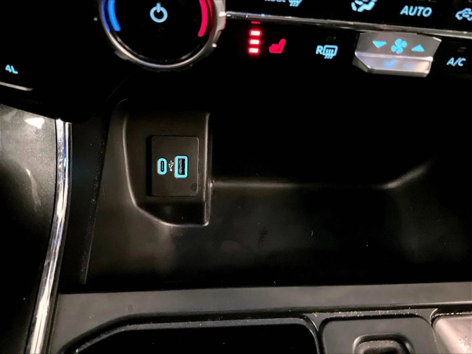 Certified 2023 Ford F150 XLT w/ Equipment Group 302A High image 31