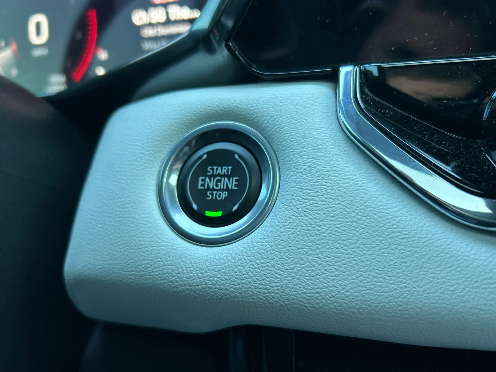 Used 2023 GMC Canyon AT4X image 40