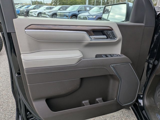 Used 2025 GMC Sierra 1500 SLT AWD/4WD image 11