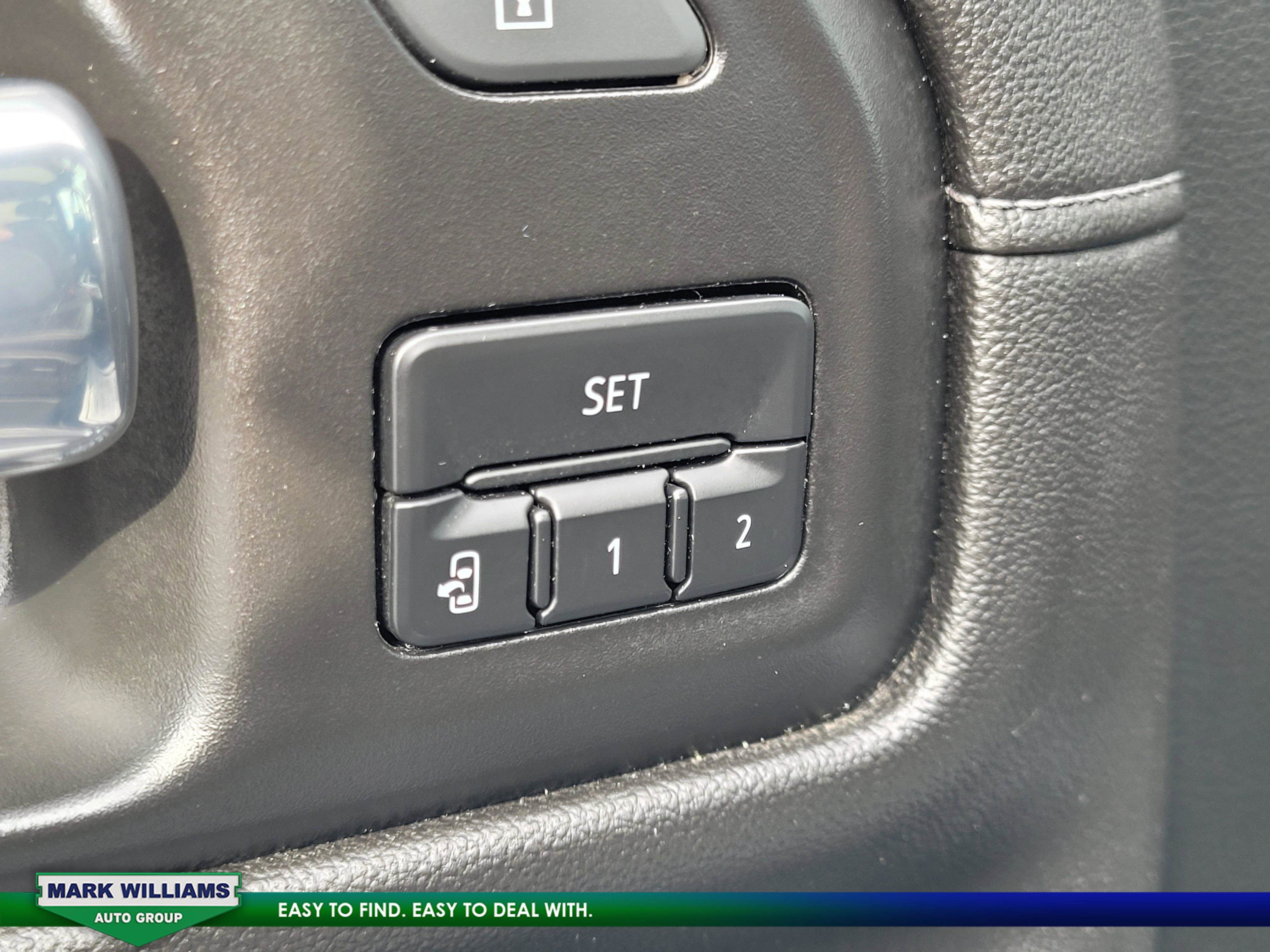 Used 2021 GMC Sierra 1500 SLT w/ SLT Premium Package image 32