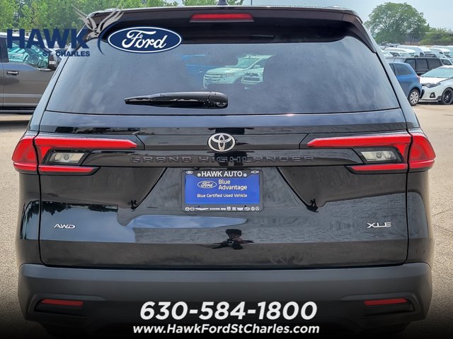 Used 2024 Toyota Grand Highlander AWD image 5
