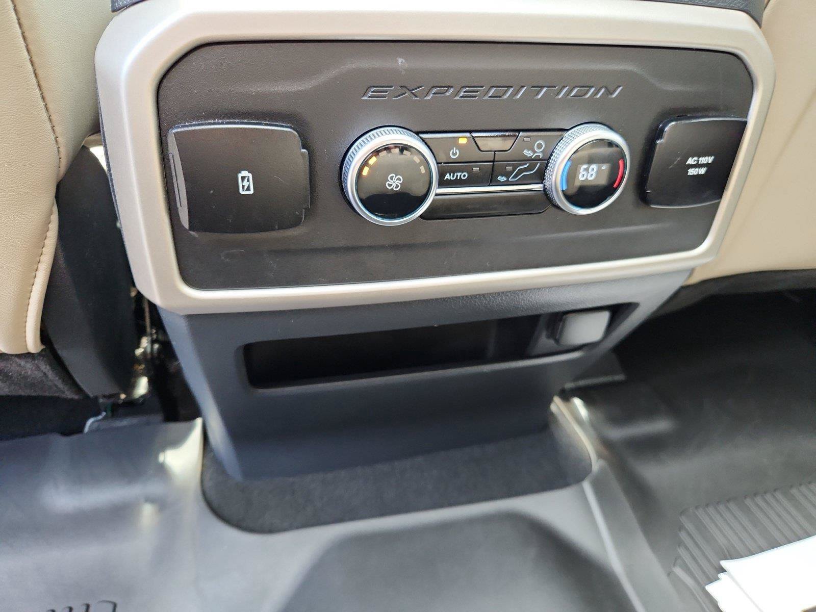 Certified 2024 Ford Expedition XLT AWD/4WD image 14
