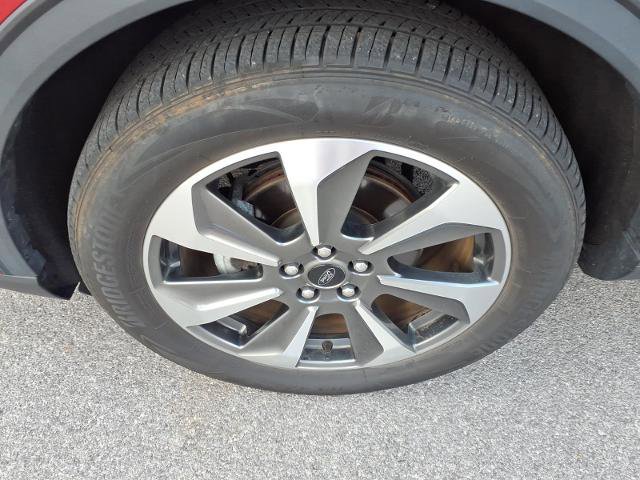 Certified 2023 Ford Escape Platinum AWD/4WD image 5