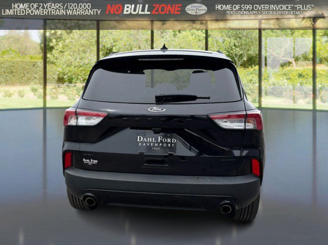 Certified 2022 Ford Escape SEL w/ SEL Stealth AWD Package image 4