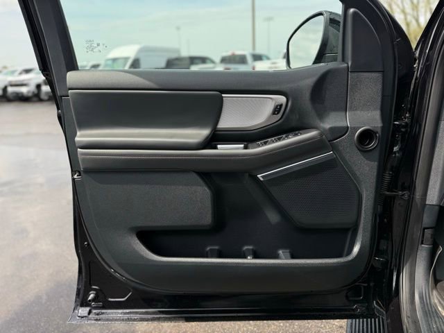 Certified 2025 Ford Expedition Active AWD/4WD image 10