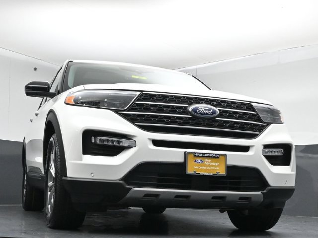 Certified 2024 Ford Explorer XLT w/ Equipment Group 202A AWD/4WD image 38