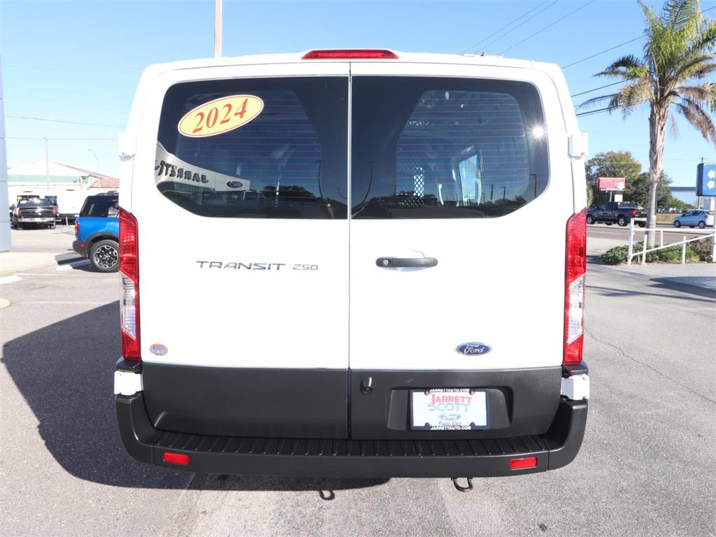 Certified 2024 Ford Transit 250 Base w/ Exterior Upgrade Package image 4