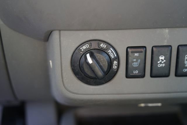 Used 2021 Nissan Frontier SV w/ Midnight Edition Floor Mats image 14