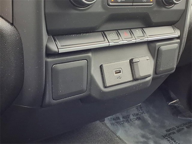 Used 2019 Chevrolet Silverado 1500 Custom w/ Custom Value Package image 17