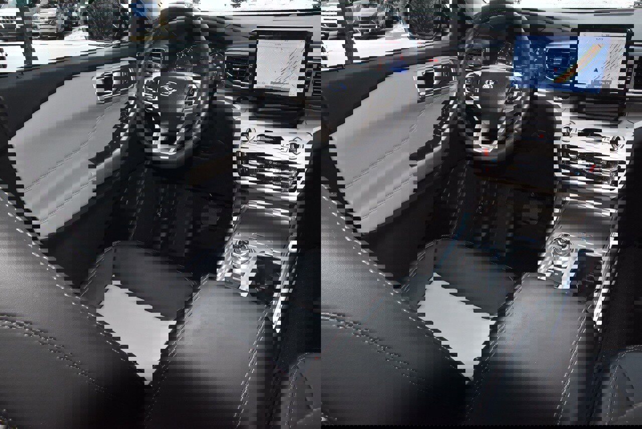 Certified 2023 Ford Explorer XLT w/ Equipment Group 202A image 16