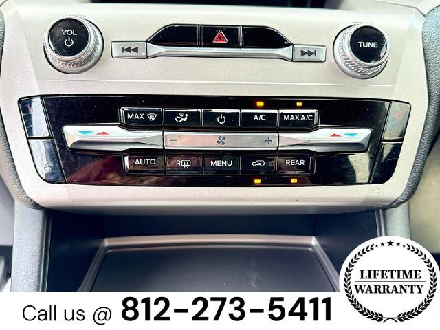 Certified 2023 Ford Explorer XLT w/ Equipment Group 202A AWD/4WD image 16