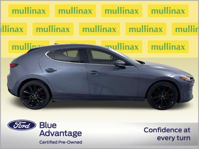 Used 2021 MAZDA MAZDA3 s FWD image 2