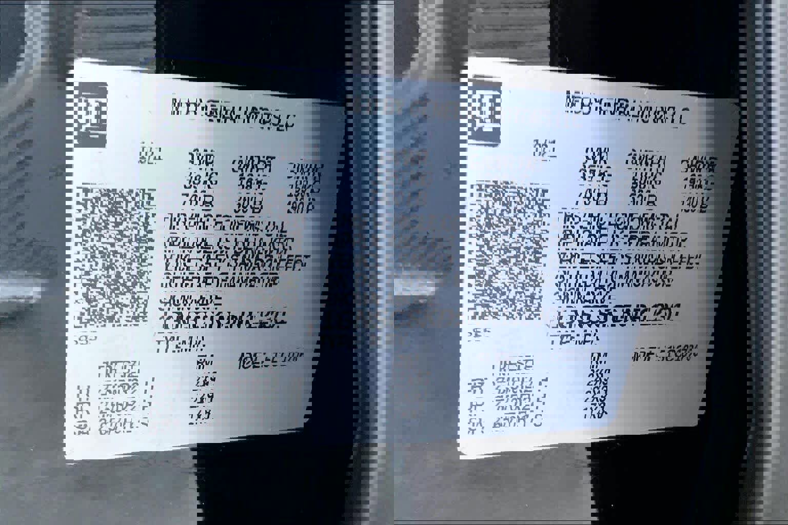 Used 2022 Chevrolet Tahoe Premier w/ Premium Package image 31