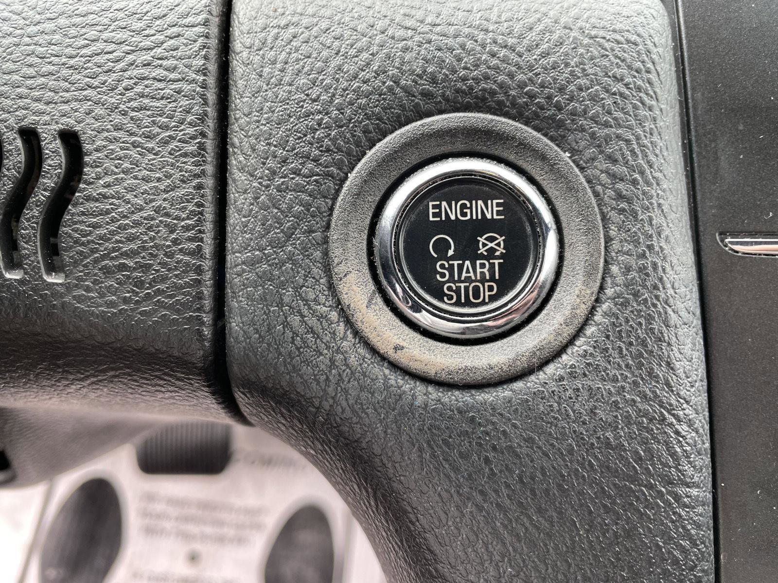 Certified 2018 Ford Taurus SEL w/ Equipment Group 201A FWD image 19