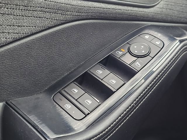 Used 2023 Nissan Rogue SV image 15