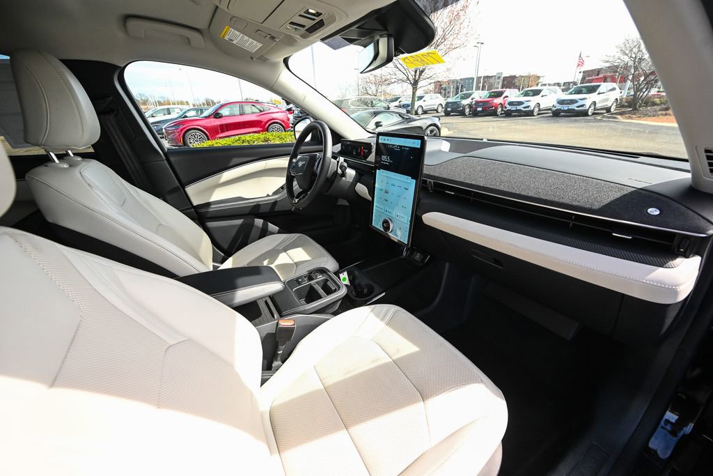 Certified 2025 Ford Mustang Mach-E Premium AWD/4WD image 28