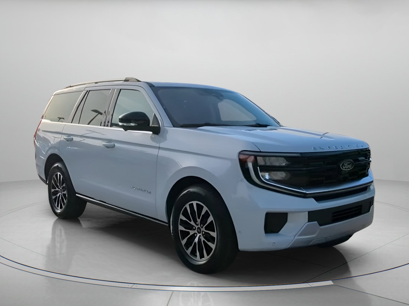 Certified 2025 Ford Expedition Platinum AWD/4WD image 2