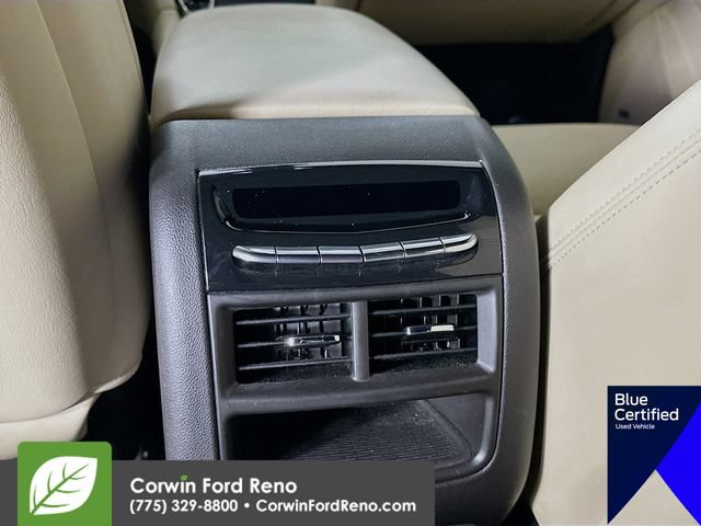 Used 2019 Cadillac XT5 Premium Luxury w/ Driver Assist Package AWD/4WD image 31