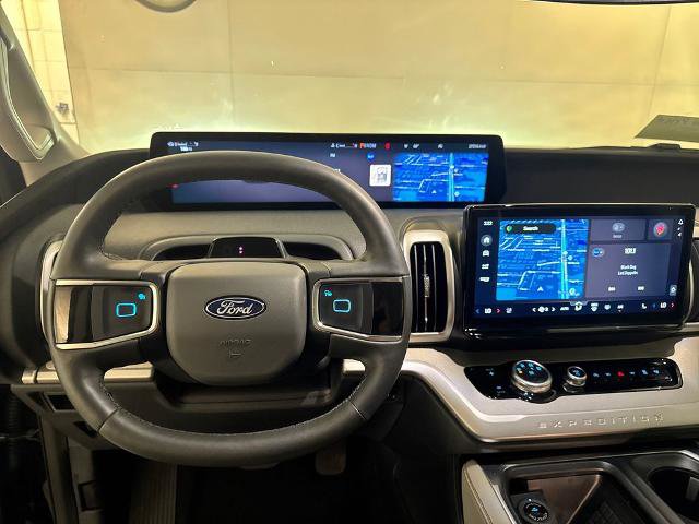 Certified 2025 Ford Expedition Active RWD image 8