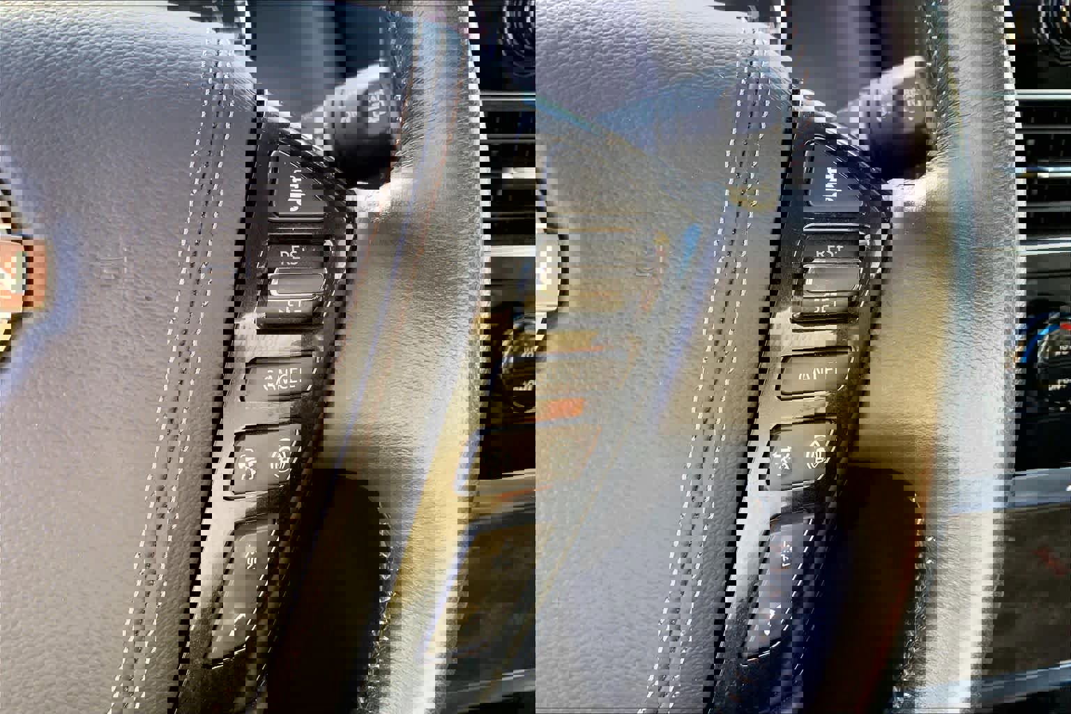 Used 2023 Nissan Armada Platinum w/ Captain's Chairs Package image 24