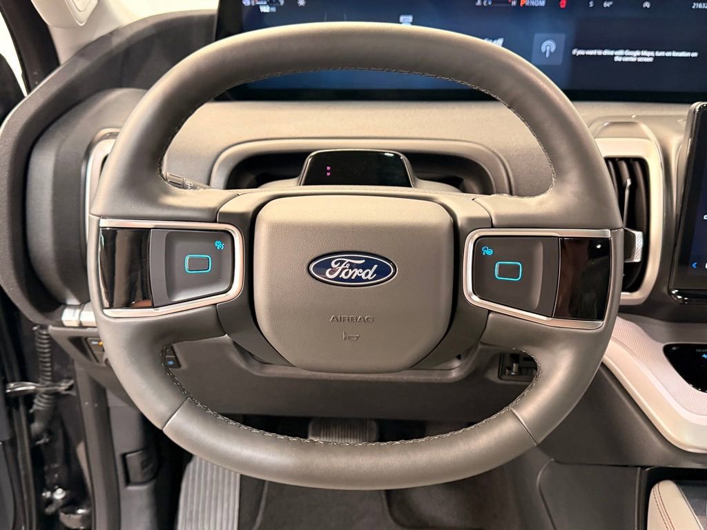 Certified 2025 Ford Expedition Active AWD/4WD image 24