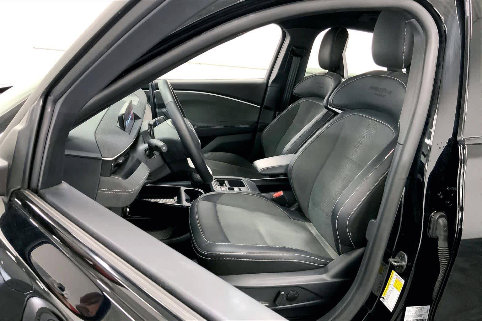 Certified 2025 Ford Mustang Mach-E GT AWD/4WD image 6