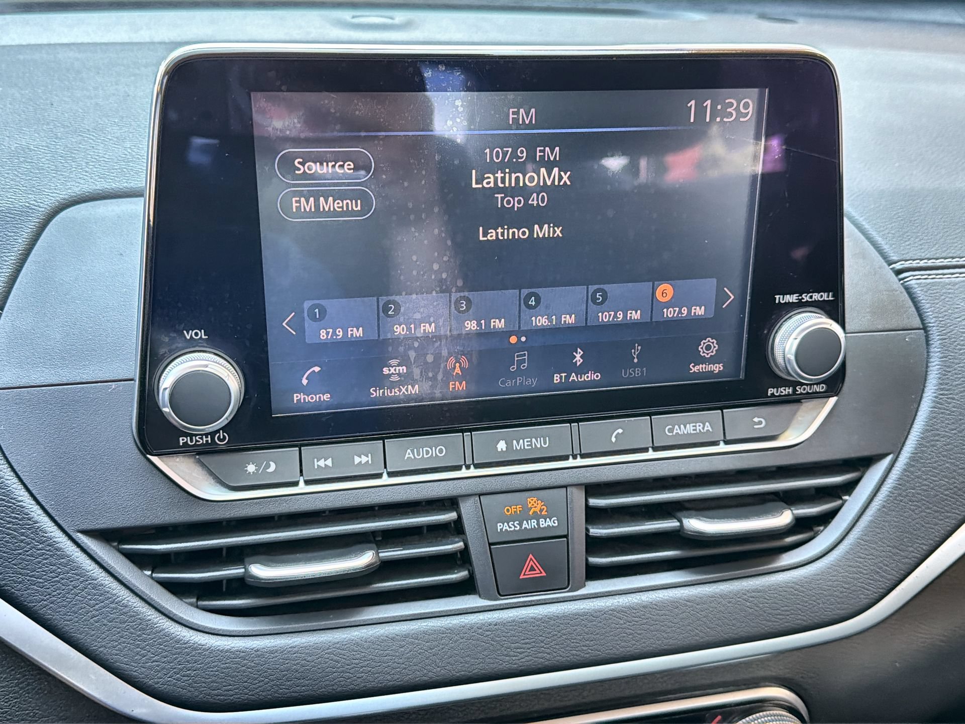 Used 2020 Nissan Altima 2.5 SV FWD image 16