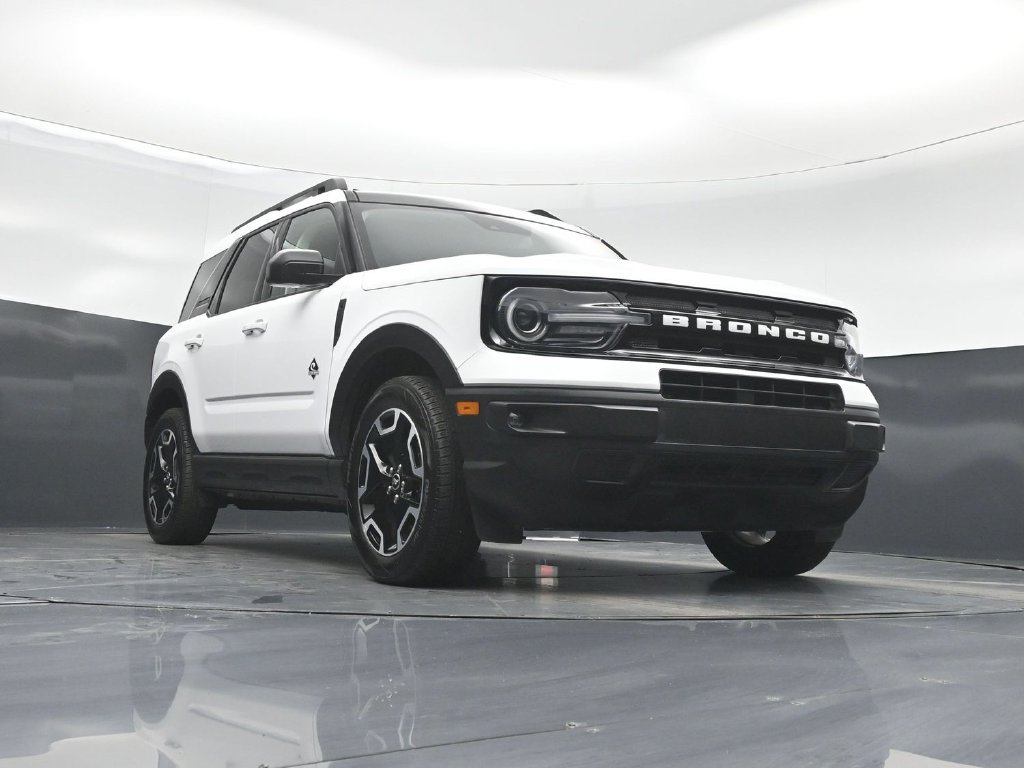 Certified 2023 Ford Bronco Sport Outer Banks w/ Tech Package AWD/4WD image 42