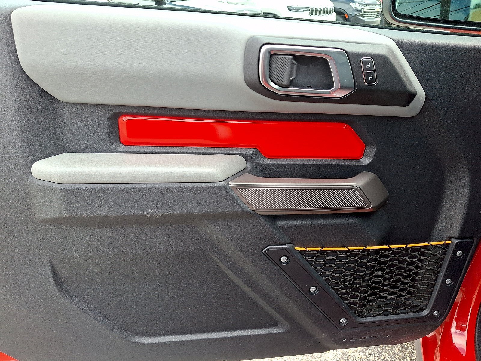 Certified 2023 Ford Bronco Badlands AWD/4WD image 11