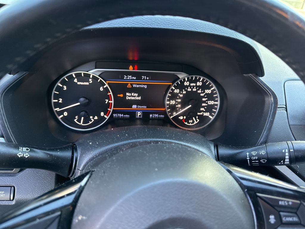 Used 2021 Nissan Altima 2.5 SV w/ SV Premium Package image 8